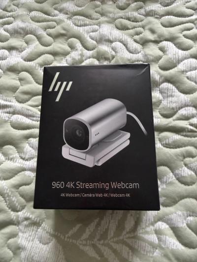 HP 960 4K Streaming Webcam (4K30/1080p60/Autofocus/Dual Microphone/RGB Ring Light/Tripod Included)