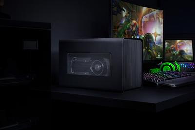 Razer Core X (Thunderbolt 3 eGPU Enclosure / 650W PSU / Triple-Slot GPU Support / No RGB / Vented Aluminum Chassis)